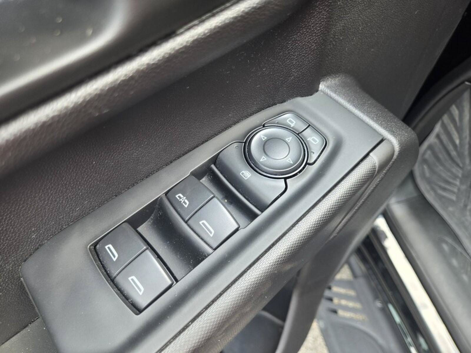 Used 2023 Chevrolet Silverado 1500 Custom Trail Boss w/ LPO, Dark Essentials Package AWD/4WD image 19
