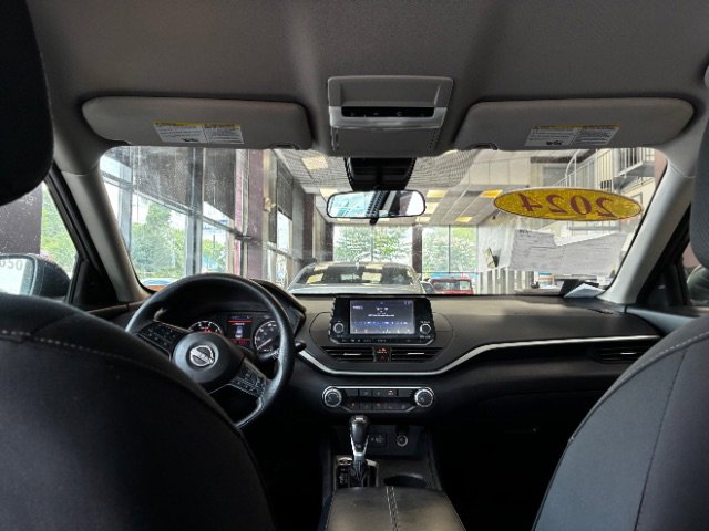 Used 2024 Nissan Altima 2.5 S FWD image 27