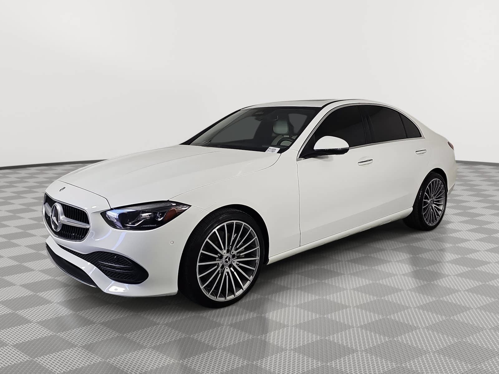 Used 2024 Mercedes-Benz C 300 Sedan image 4