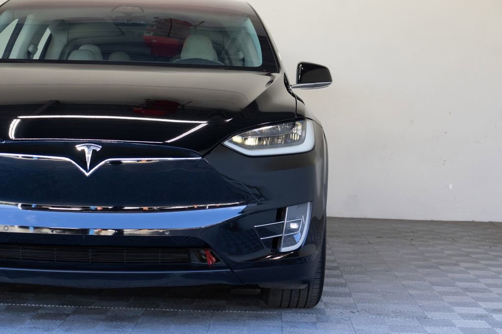 Used 2019 Tesla Model X Performance AWD/4WD image 5