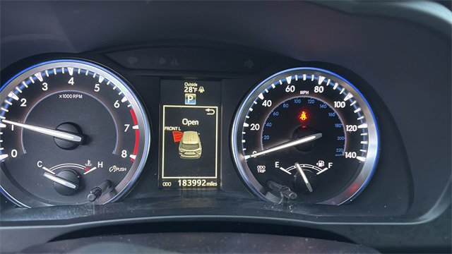 Used 2016 Toyota Highlander XLE image 11