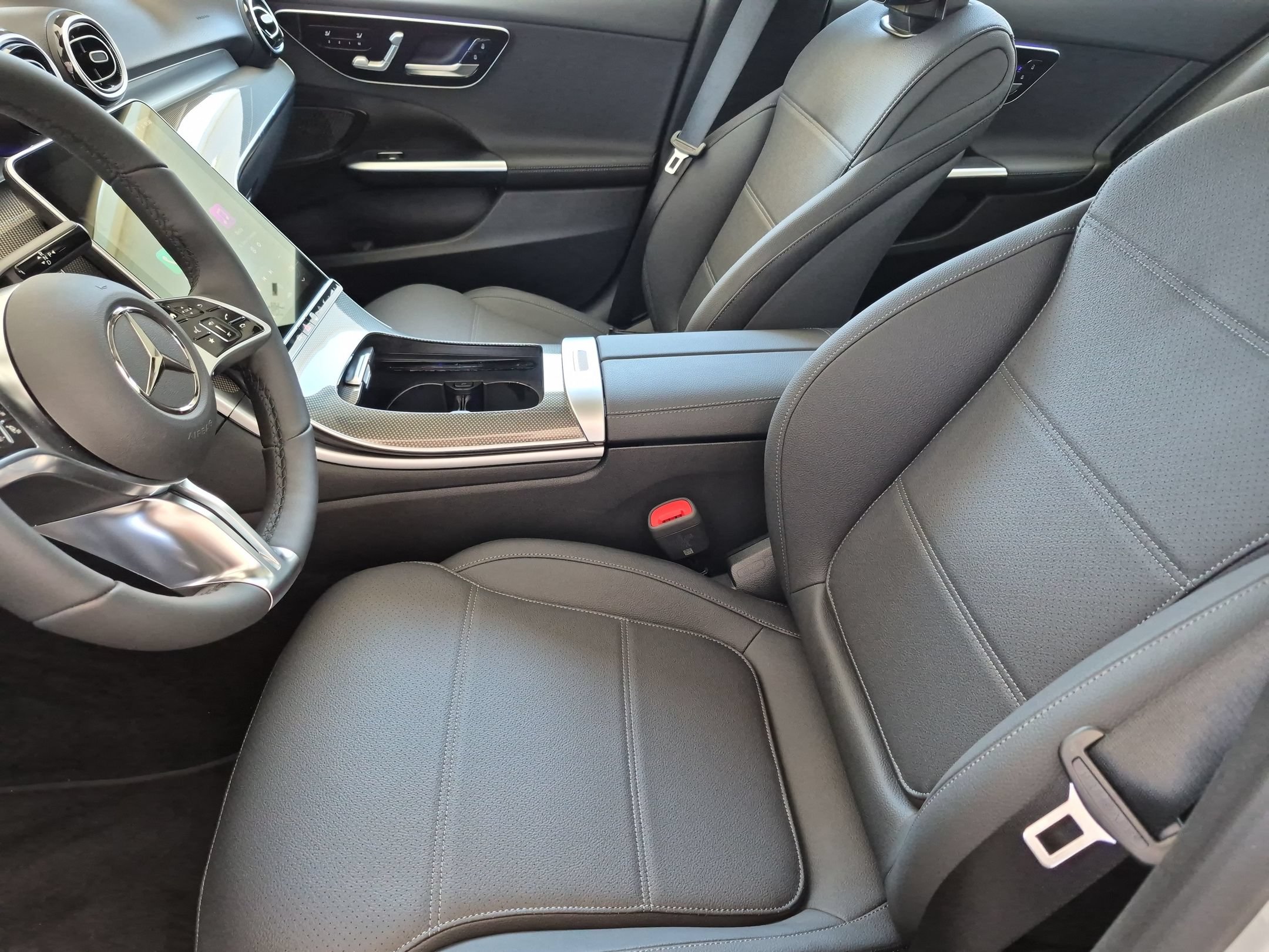 New 2026 Mercedes-Benz C 300 4MATIC Sedan image 16