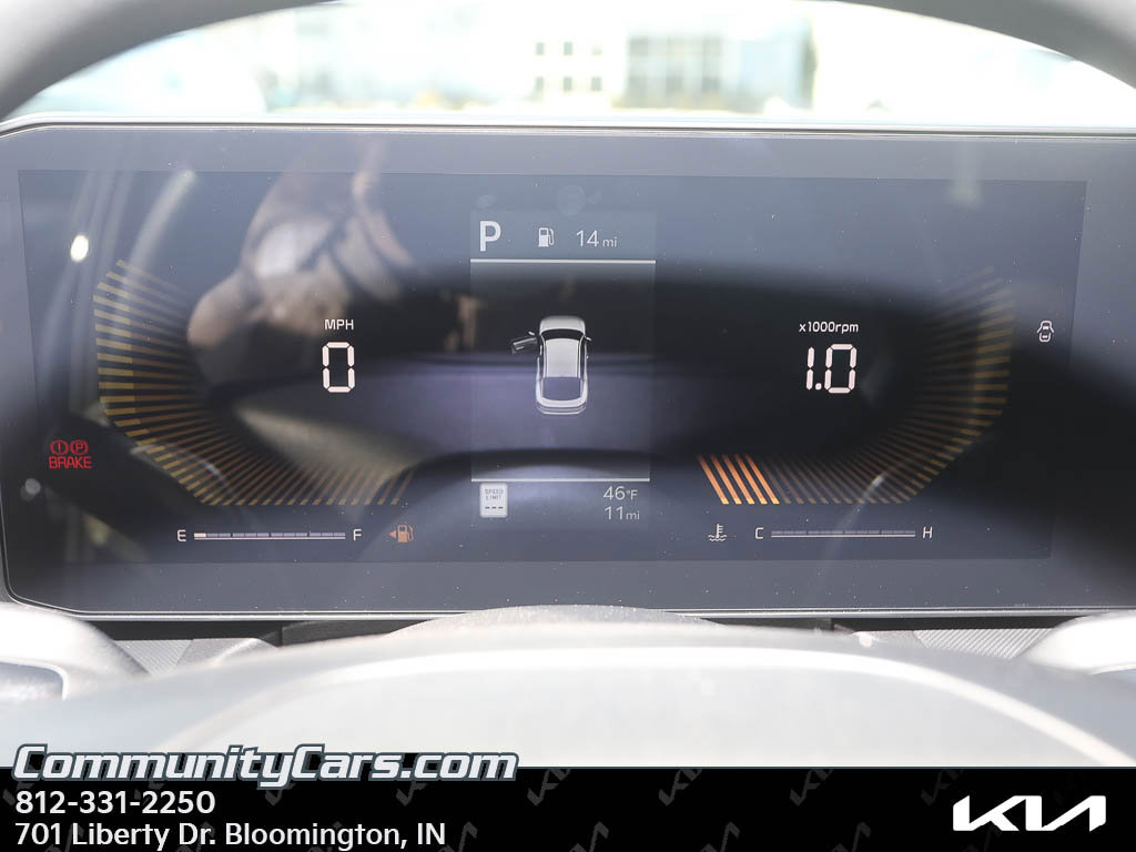 New 2025 Kia K4 LXS image 12