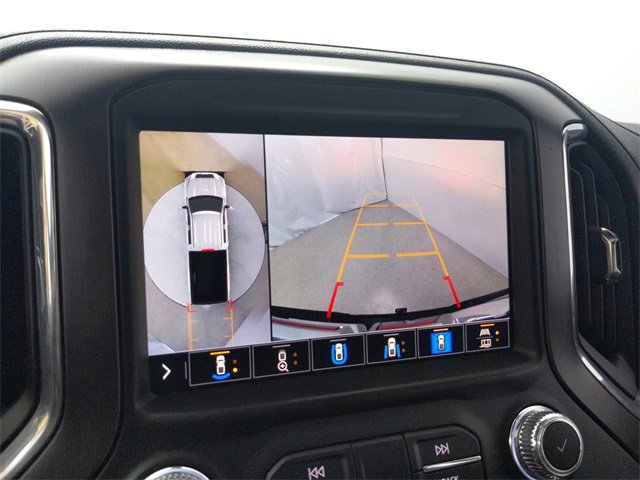 Used 2023 GMC Sierra 3500 AT4 w/ AT4 Premium Plus Package image 33