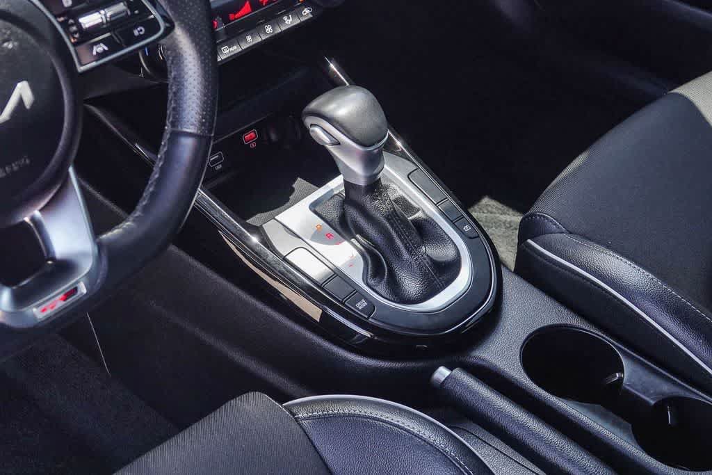 Used 2023 Kia Forte GT-Line FWD image 18