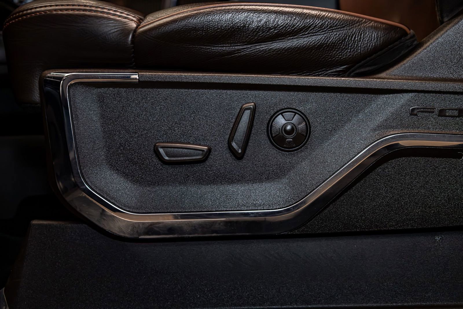 Used 2024 Ford F250 King Ranch w/ Chrome Package image 16