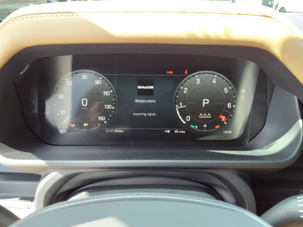 Used 2025 Land Rover Defender 110 S image 18