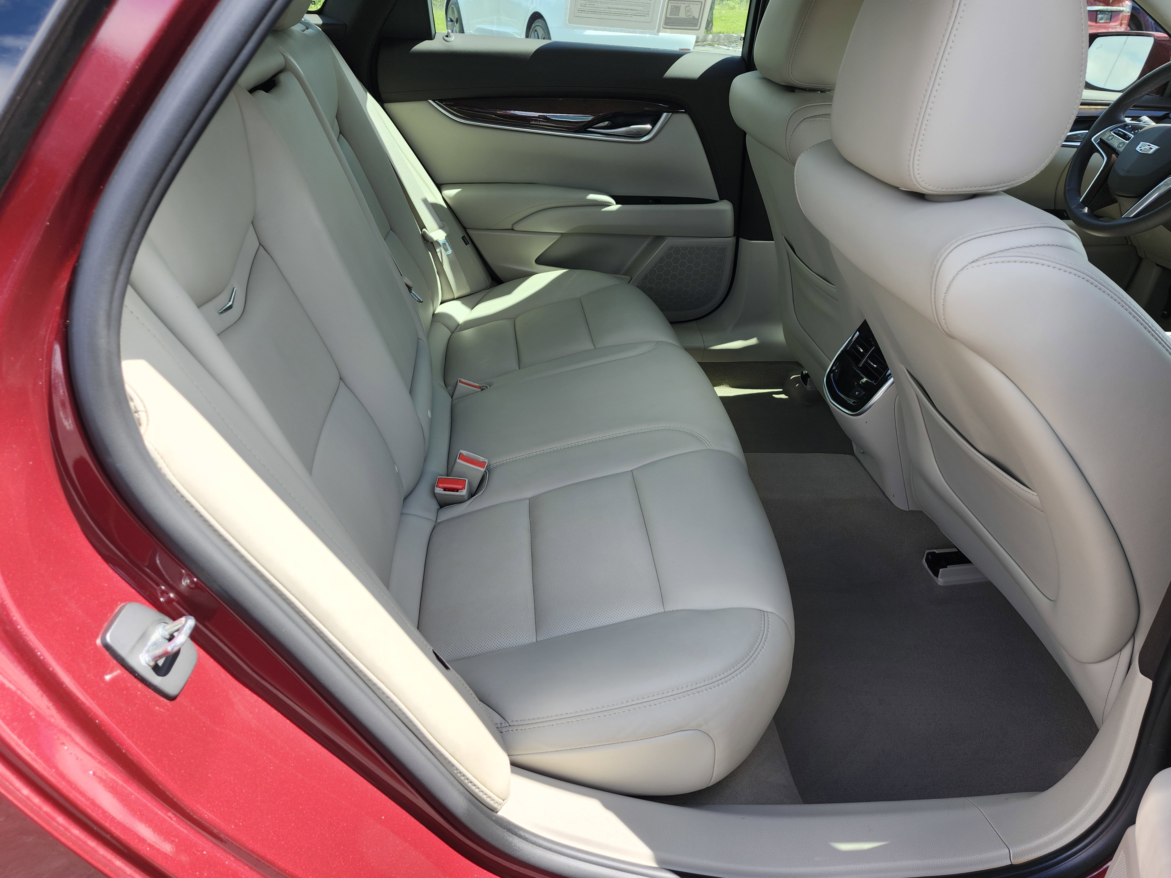 Used 2017 Cadillac XTS Luxury w/ Driver Awareness Package image 20