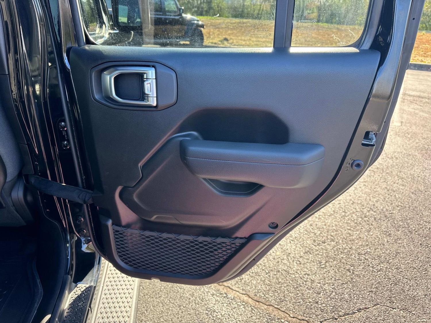 Used 2025 Jeep Gladiator Rubicon w/ Convenience Group image 20