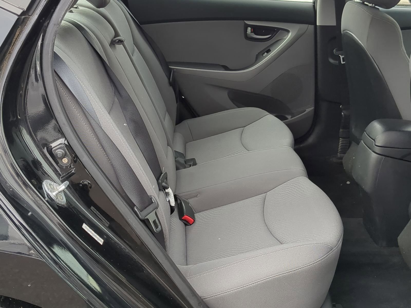 Used 2015 Hyundai Elantra SE w/ Option Group 02 image 31