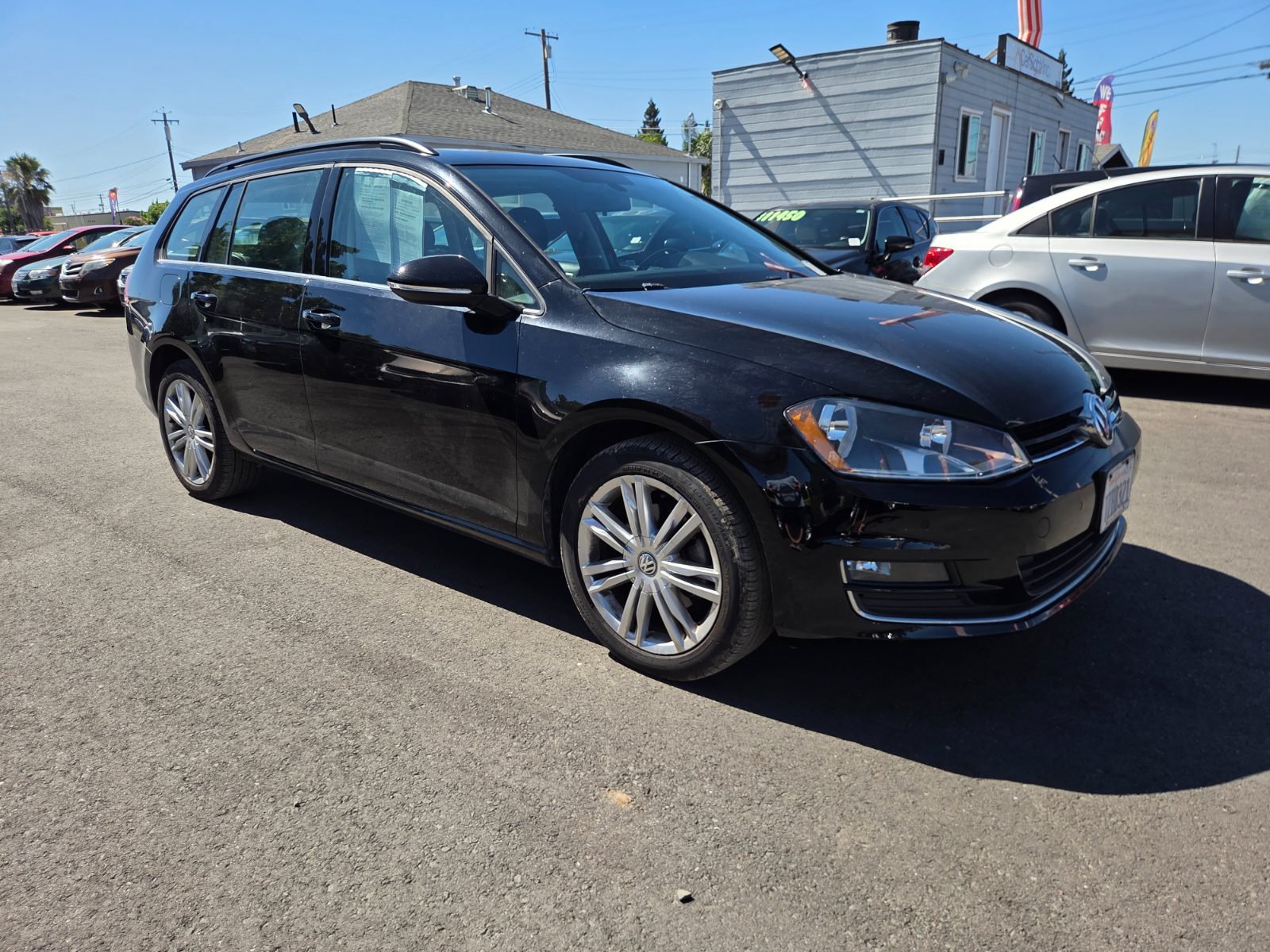 Used 2015 Volkswagen Golf TDI SE FWD image 4
