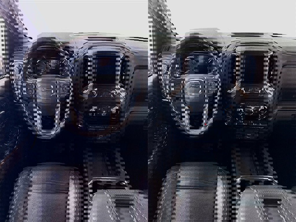 Used 2020 GMC Sierra 3500 Denali w/ Denali Ultimate Package image 2