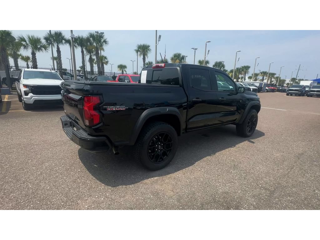 Used 2024 Chevrolet Colorado Trail Boss w/ LPO, Dark Essentials Package AWD/4WD image 2