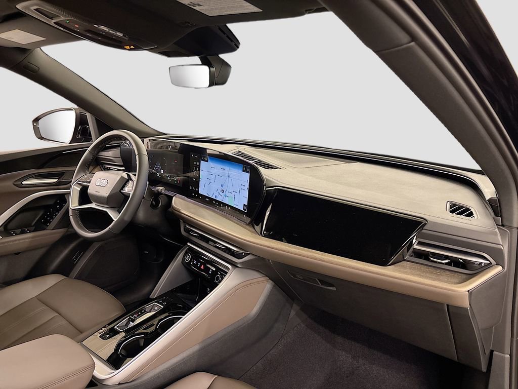 New 2025 Audi Q5 Premium image 14