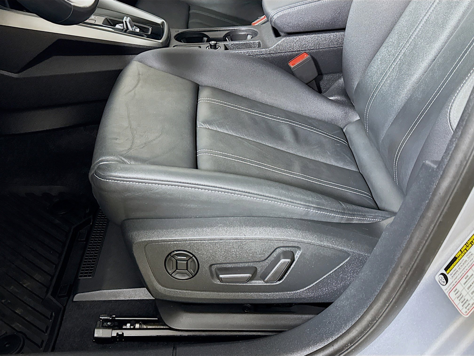 Used 2023 Audi A3 2.0T Premium w/ Convenience Package image 21