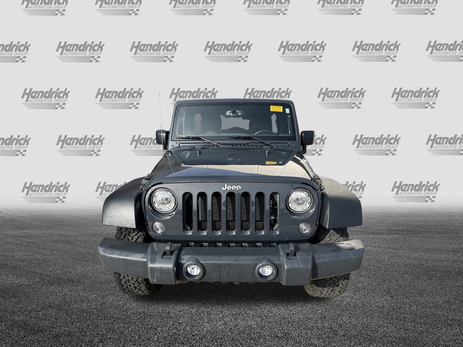 Used 2018 Jeep Wrangler Unlimited Rubicon w/ Cold Weather Group image 3