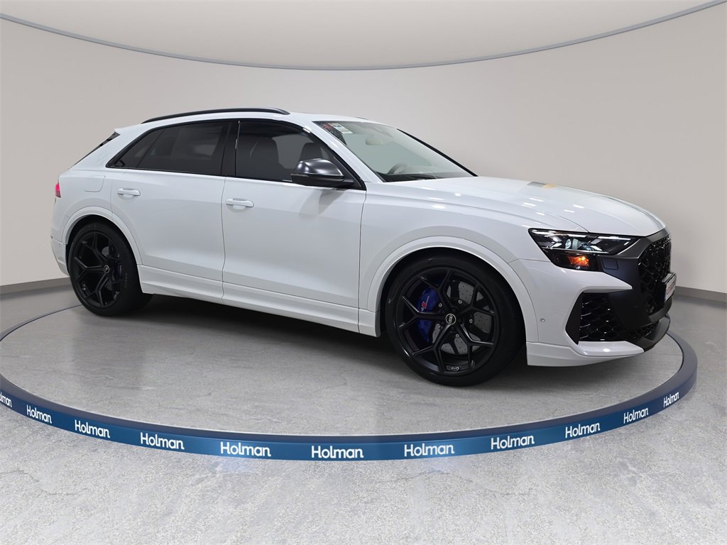 New 2026 Audi RS Q8 performance image 4