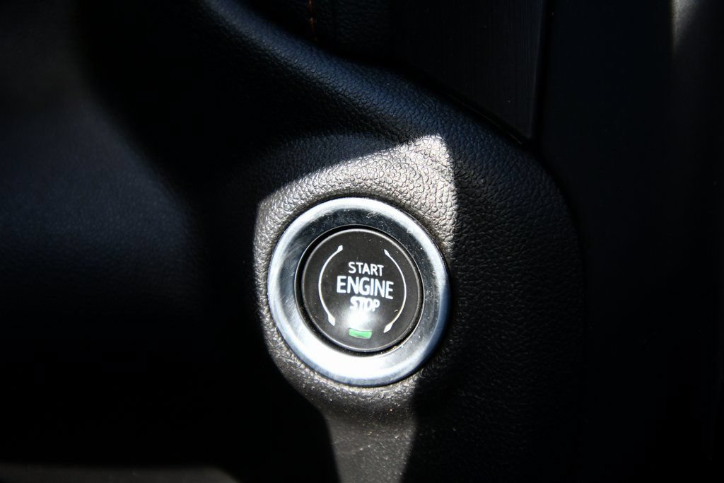 Used 2021 GMC Sierra 1500 AT4 w/ AT4 Preferred Package AWD/4WD image 25