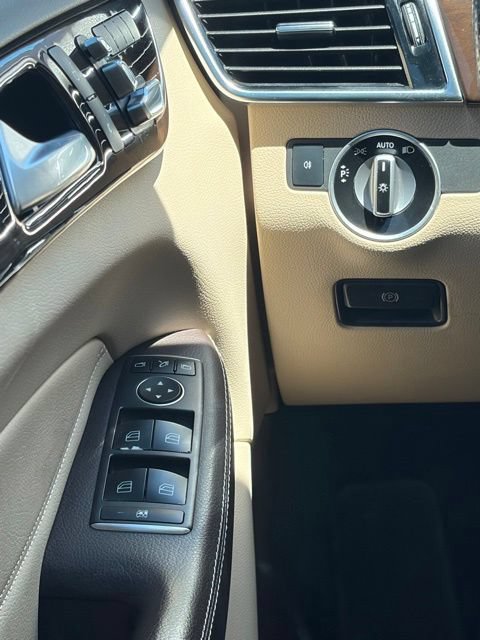 Used 2017 Mercedes-Benz GLE 350 image 24