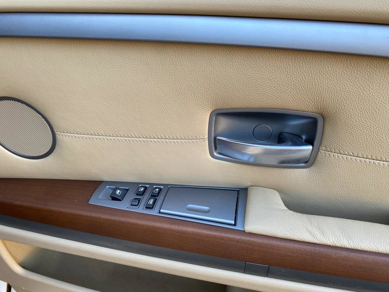 Used 2006 BMW 750Li RWD image 42