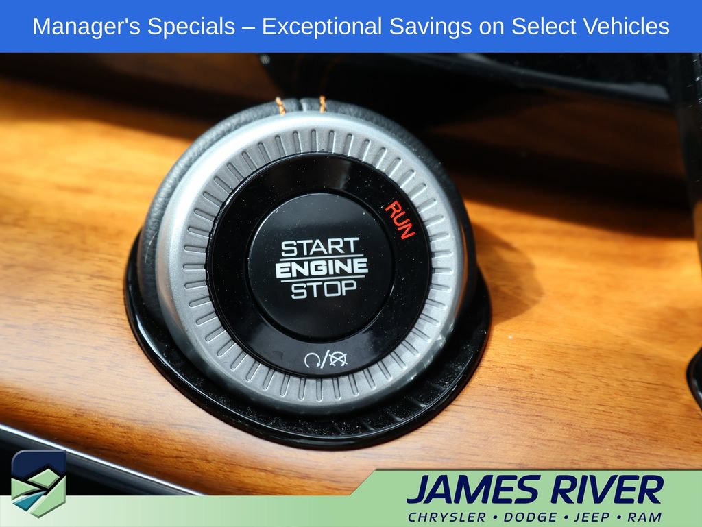 Used 2024 Jeep Grand Wagoneer L Series III AWD/4WD image 36