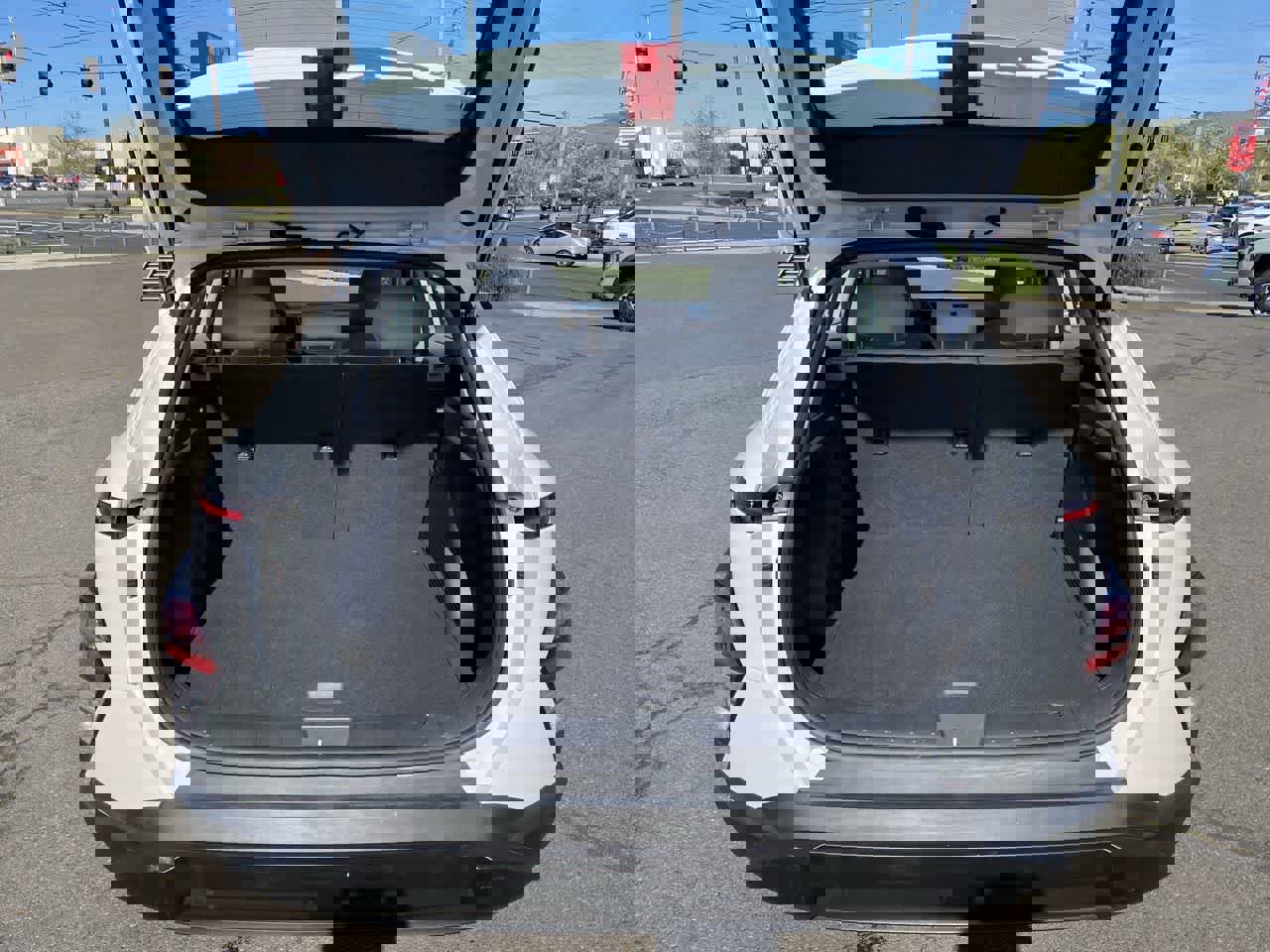 Used 2024 Hyundai Kona SE image 22