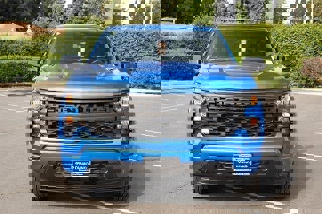 Used 2025 Chevrolet Silverado 1500 Custom image 14