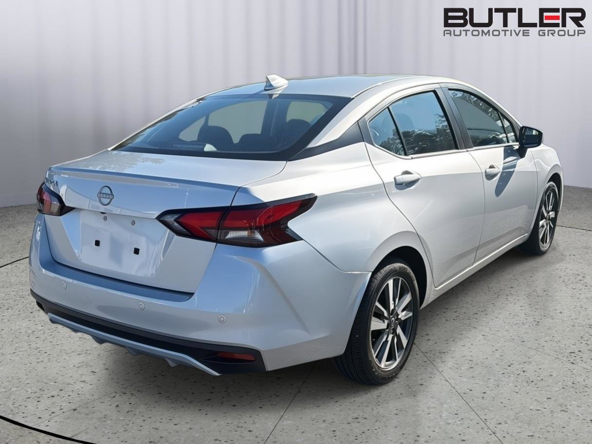 Used 2025 Nissan Versa SV FWD image 7