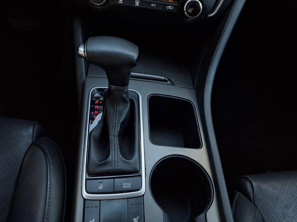 Used 2020 Kia Optima SE image 10