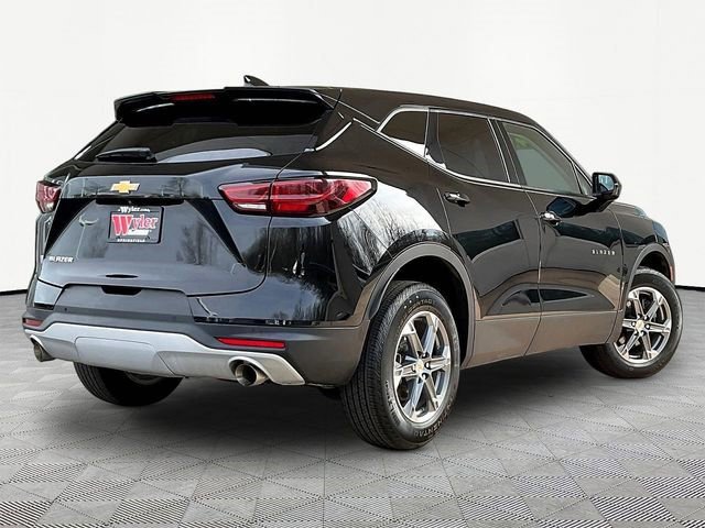 Used 2024 Chevrolet Blazer LT w/ Driver Confidence Package FWD image 6