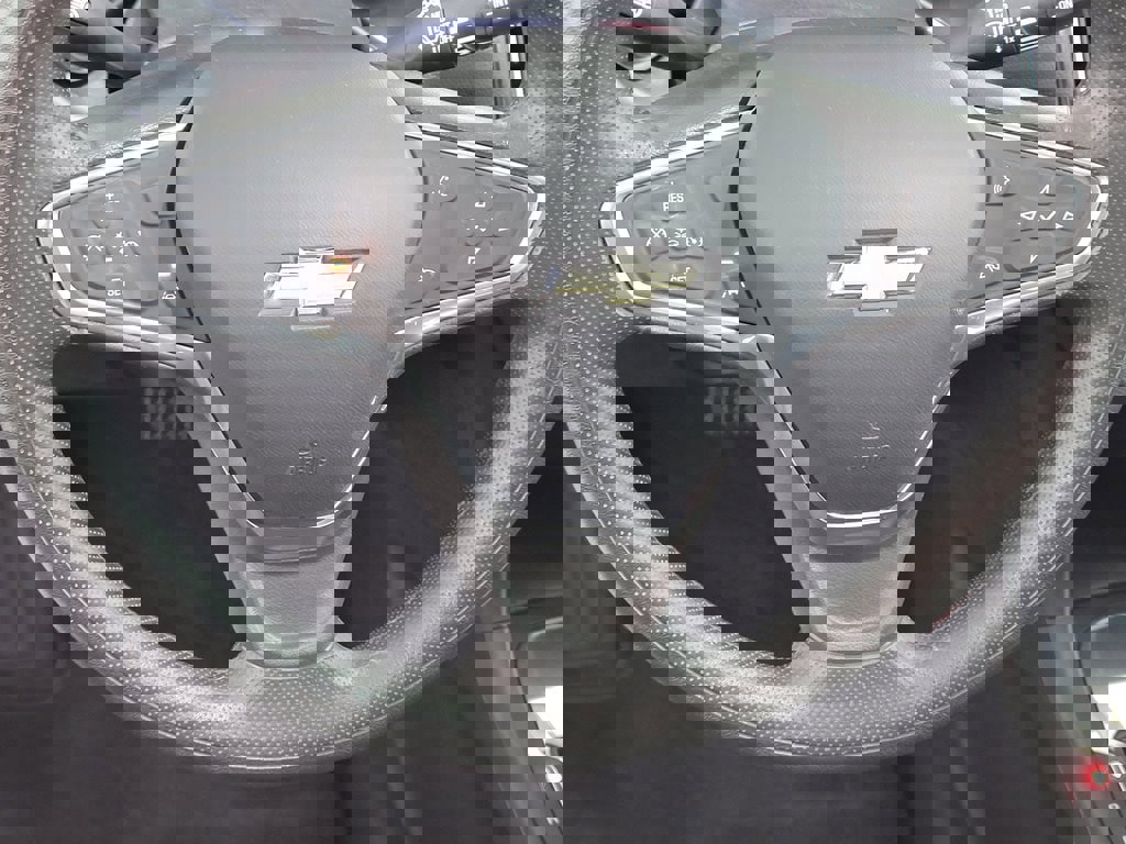 Used 2023 Chevrolet Equinox LT image 16