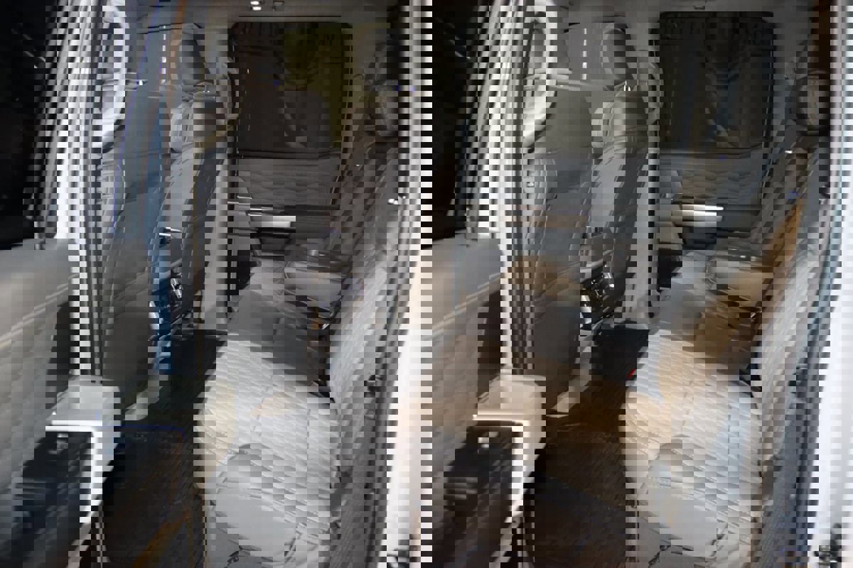 Used 2026 Ford F250 Platinum w/ Platinum Plus Package image 69