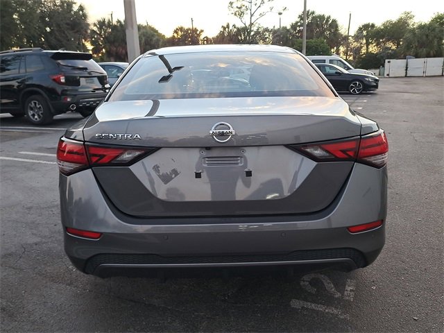 Used 2023 Nissan Sentra S image 5