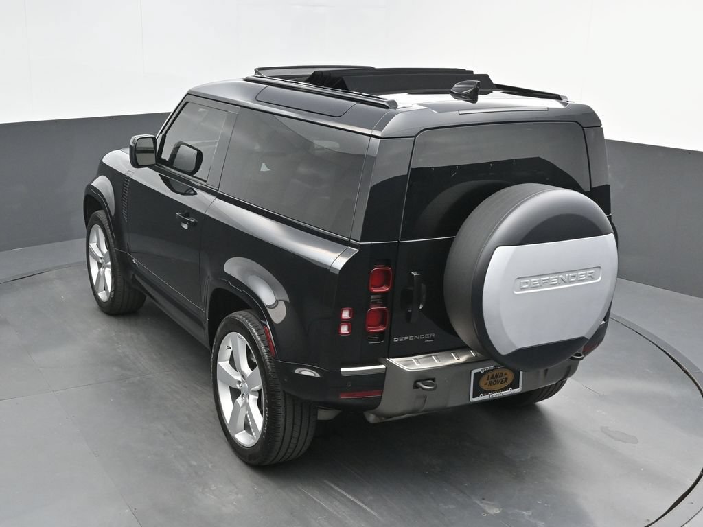 Used 2021 Land Rover Defender 90 X-Dynamic S AWD/4WD image 29