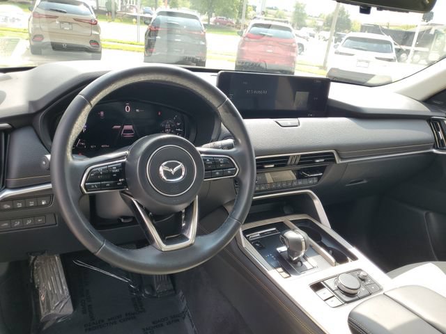 Certified 2025 MAZDA CX-70 Plug-In Hybrid w/ Premium Pkg AWD/4WD image 16
