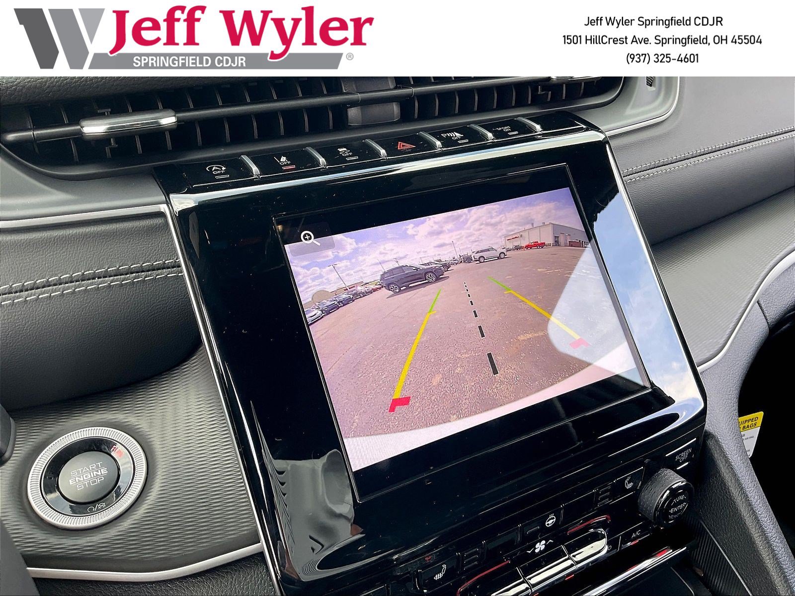 New 2025 Jeep Grand Cherokee 4WD image 26