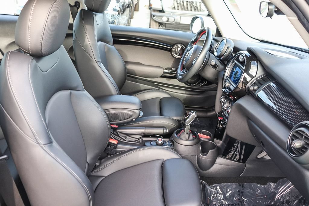 Used 2021 MINI Cooper S FWD image 18