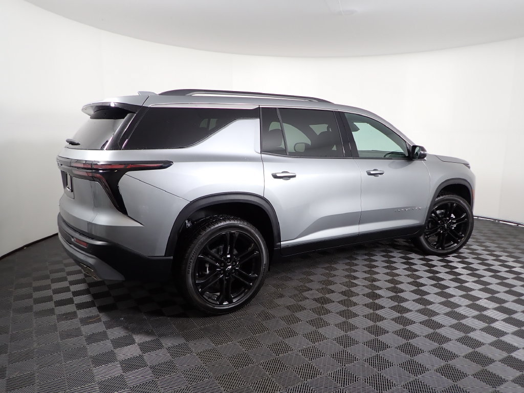 New 2027 Chevrolet Traverse LT w/ LPO, Floor Liner Package AWD/4WD image 19