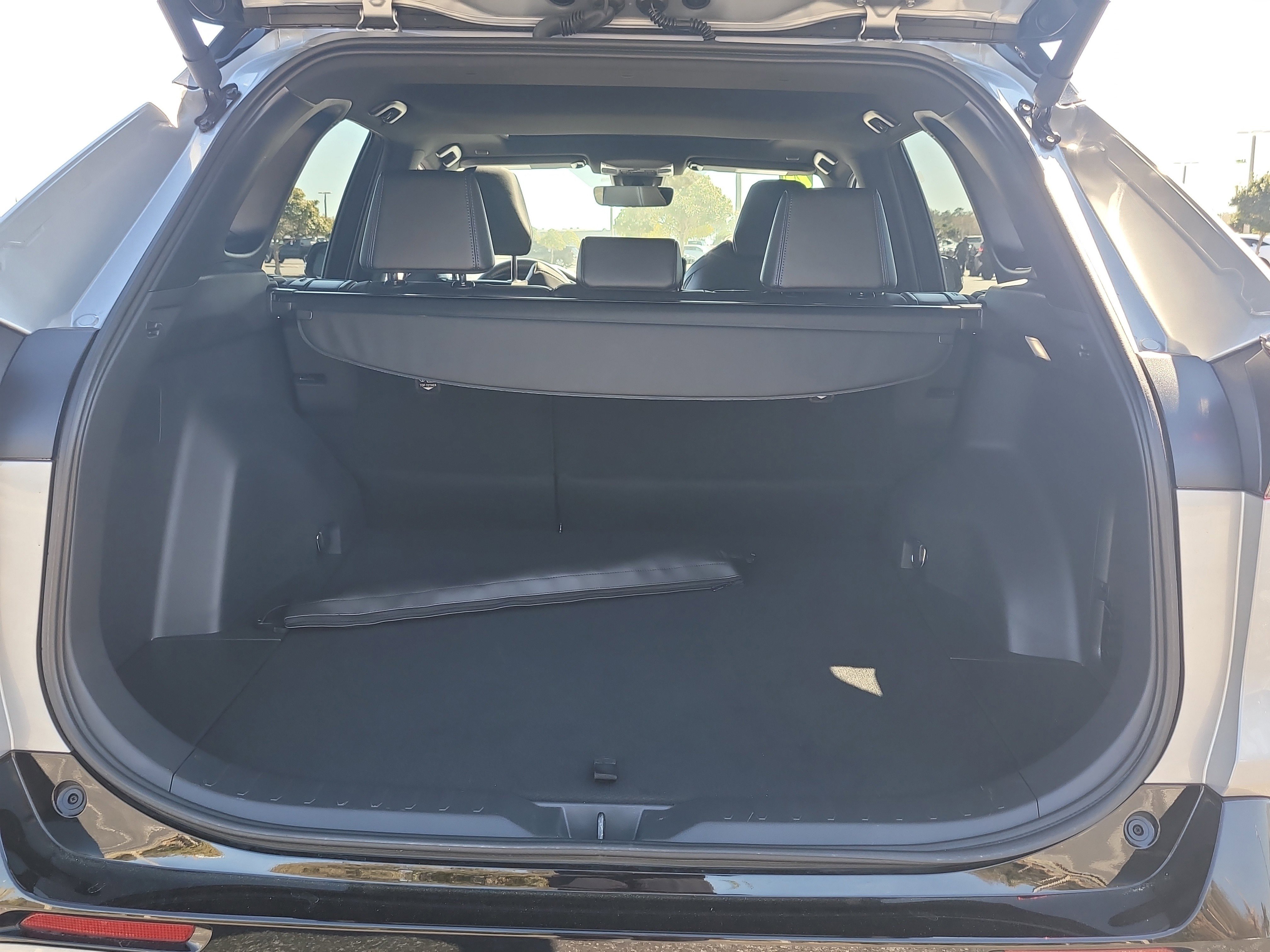 Used 2024 Toyota RAV4 XSE image 11