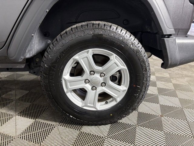 Used 2021 Jeep Wrangler Unlimited Sport image 18