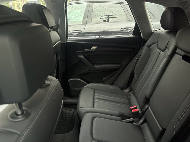 Used 2024 Audi Q5 2.0T Premium Plus w/ Premium Plus Package AWD/4WD image 5