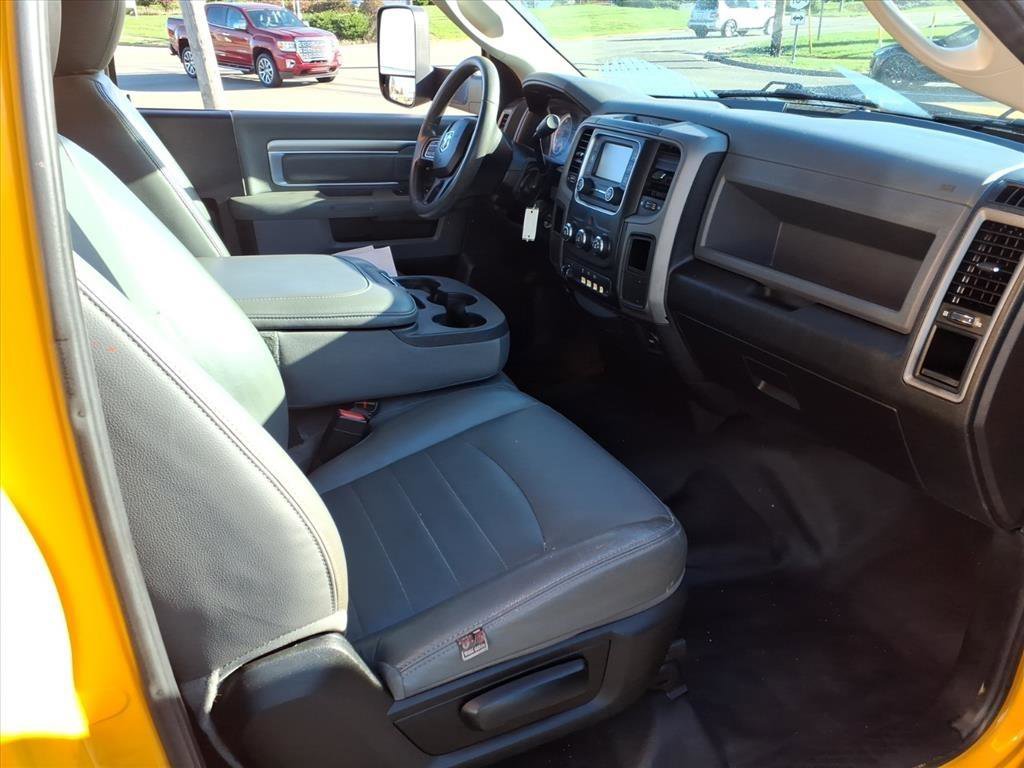 Used 2018 RAM 5500 Tradesman w/ Power & Remote Entry Group image 22