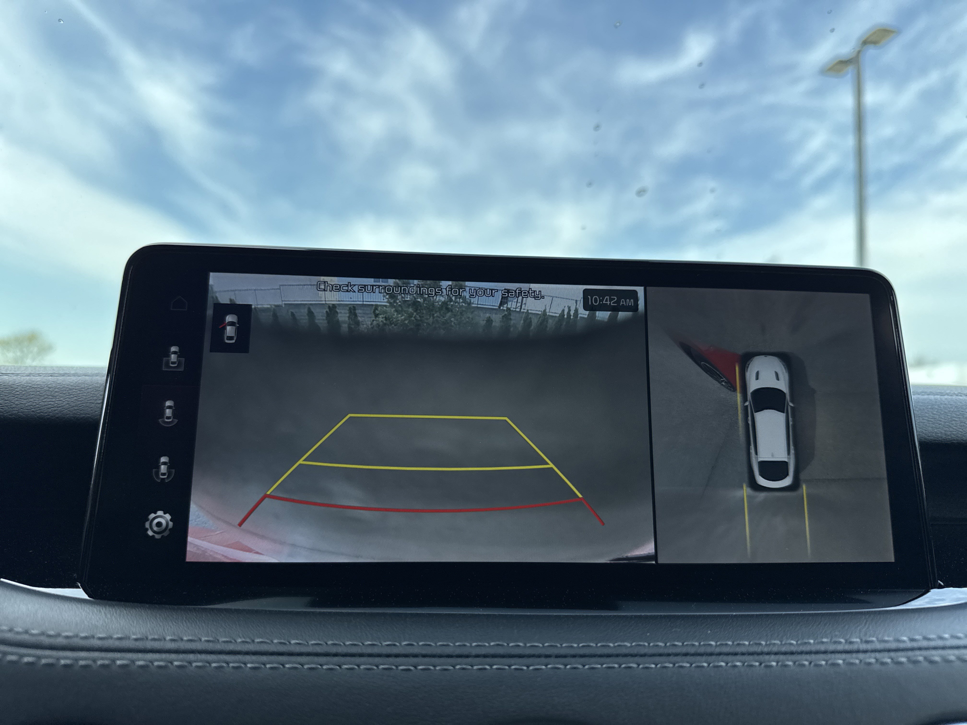 Used 2023 Kia Stinger GT2 image 23