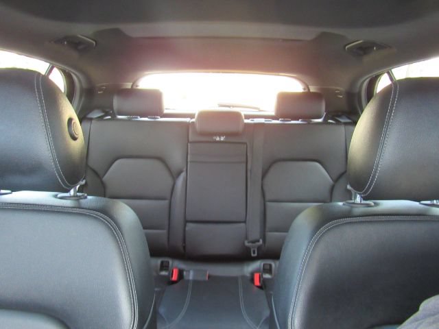 Used 2020 Mercedes-Benz GLA 250 w/ Premium Package image 35