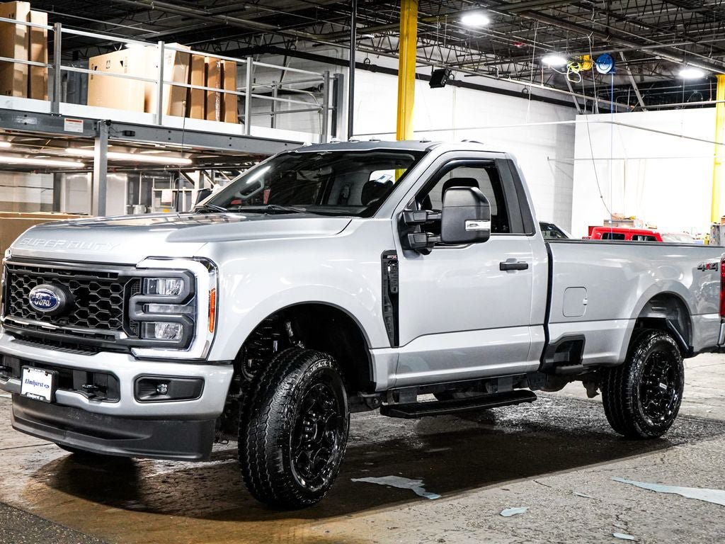 Used 2023 Ford F250 XL w/ STX Appearance Package AWD/4WD image 3