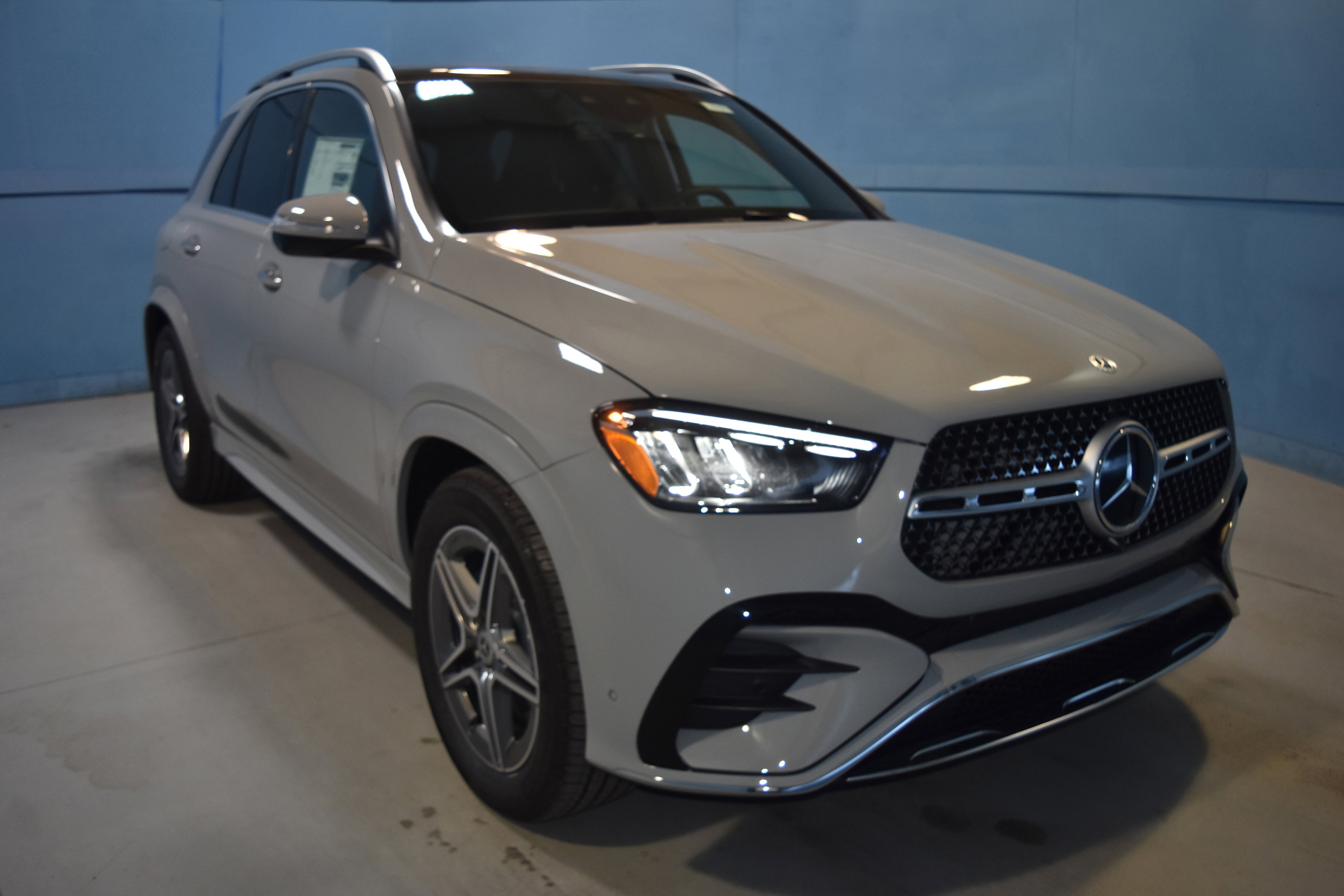 New 2026 Mercedes-Benz GLE 450 4MATIC image 1