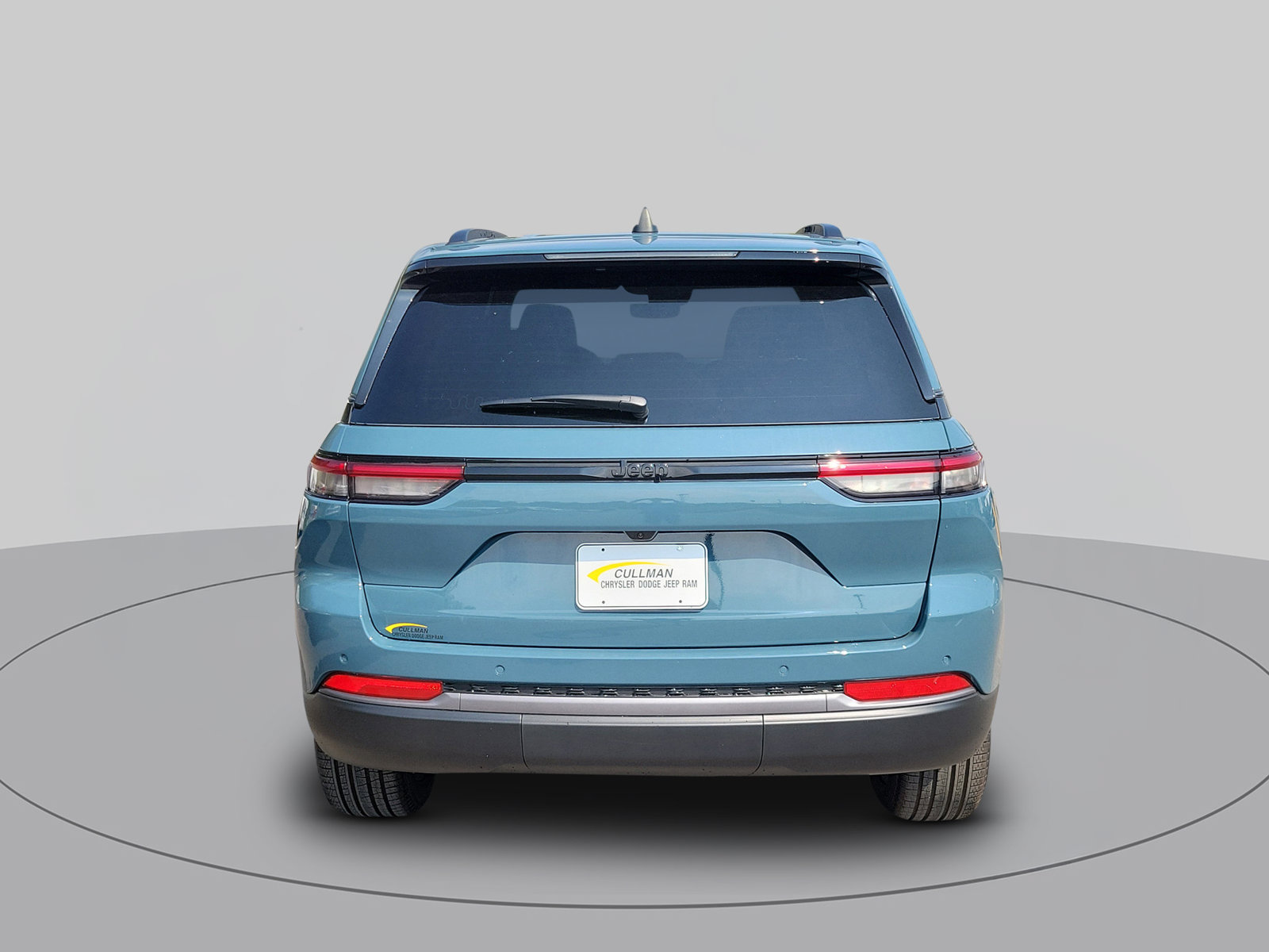 New 2027 Jeep Grand Cherokee Limited RWD image 4