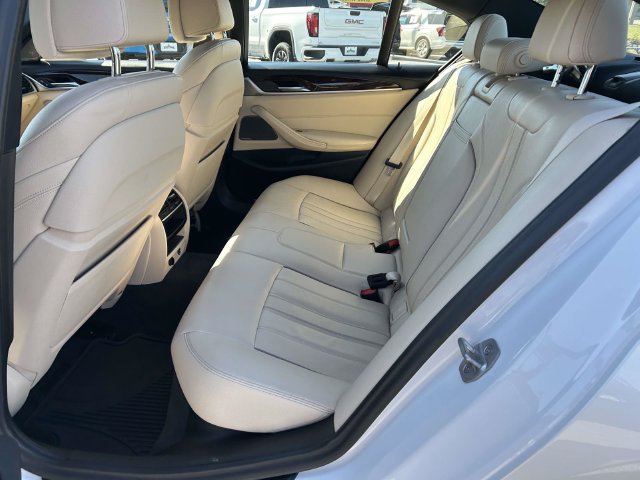 Used 2018 BMW 530i RWD image 10