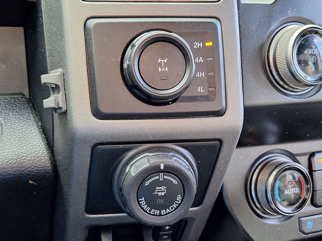 Used 2019 Ford F150 Raptor w/ Equipment Group 802A Luxury image 26