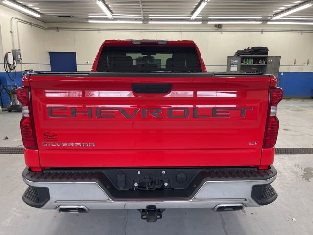 Used 2022 Chevrolet Silverado 1500 LT w/ Z71 Off-Road Package image 6